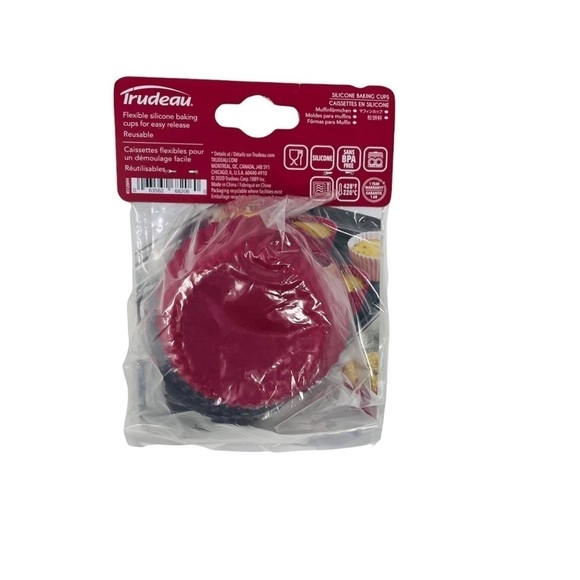 Trudeau Silicone Cupcake and Muffin Baking Cups Pink & Red -BPA Free- 12 Count - Picture 2 of 5